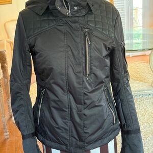 Descente Women's Black Heat Navi Ski Jacket Size 4 | Insulated Motion 3D Stretch